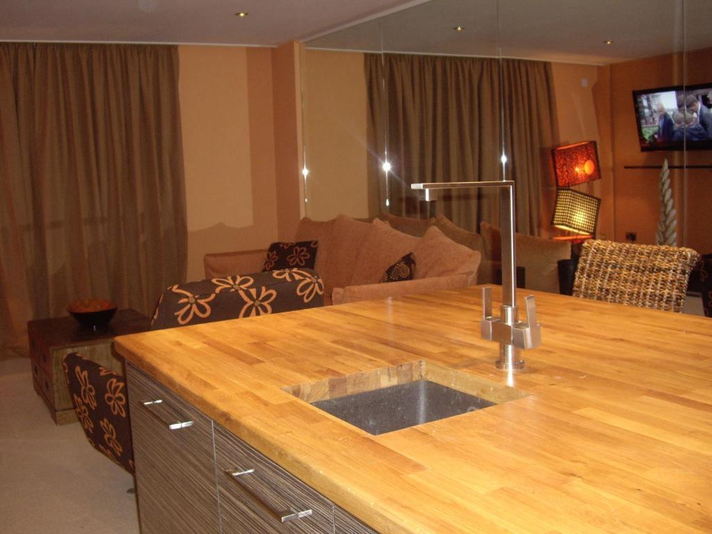 Portland Apartments Cheltenham Chambre photo